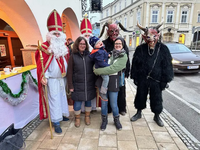 Nikolo und Krampus in Waidhofen | Foto: FPÖ Waidhofen/Thaya