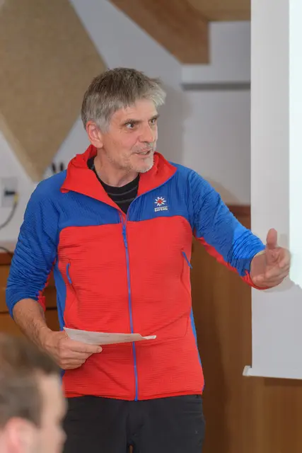 Regionalleiter der Bergwacht Chiemgau Dr. Klaus Burger. | Foto: Hans Osterauer