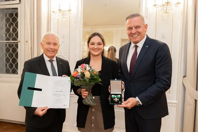 Sophie Ziegler aus St. Nikolai im Sausal erhielt das Landessportehrenzeichen in Bronze. | Foto: Land Steiermark/Robert Binder