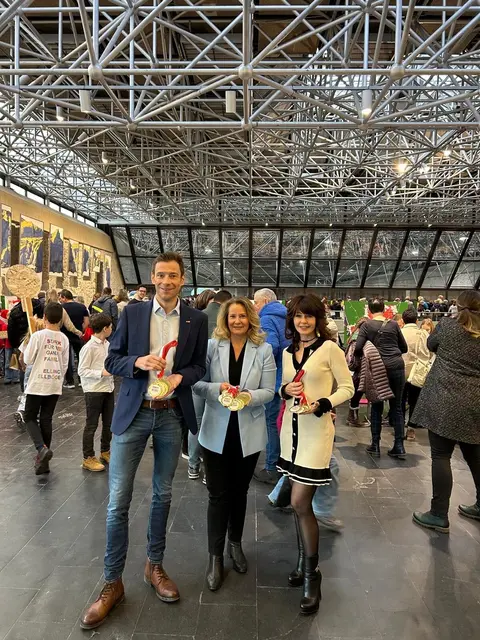 (v.l.) Bezirksstellenleiter Stefan Wanner, Bezirksobfrau Innsbruck-Land Rebecca Kirchbaumer und Nadja Elmer. | Foto: WK Tirol