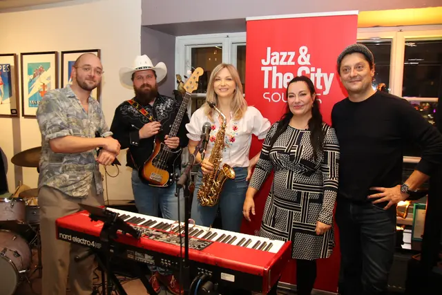 Jazz &amp; The Citysounds: Michi Schatzmann, Monika Ciernia, Joe Gridl, Christine Kisielewsky und Markus Deisenberger. | Foto: Josef Wild