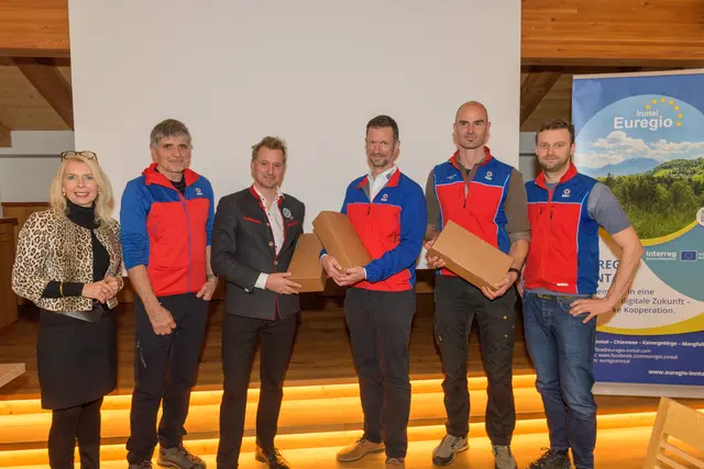 Die Vollversammlung widmete sich dem Thema  grenzüberschreitende Bergrettung. | Foto: Hans Osterauer