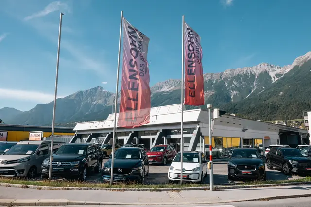 ELLENSOHN Das Autohaus in der Haller Straße 239: Über 200 sofort verfügbare Fahrzeuge und jetzt bis zu € 2.000 Eintauschprämie beim Fahrzeugwechsel. | Foto: ELLENSOHN