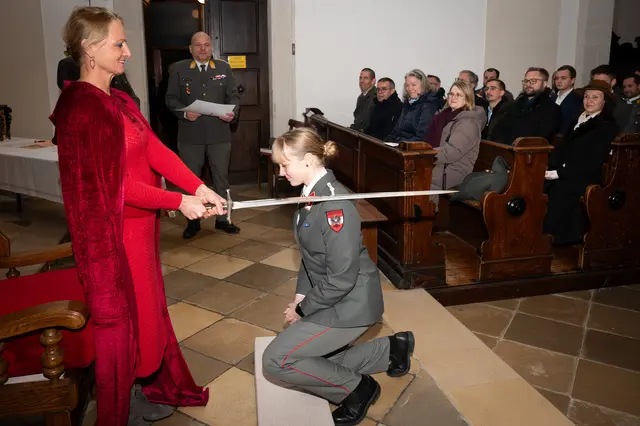 Wachtmeister Lisa Schwarzl ist derzeit die einzig aktive Geschützführerin in Österreich. 