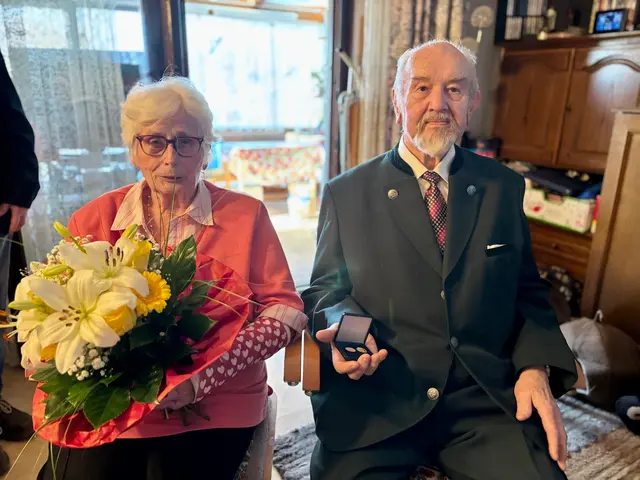 Heidemarie und Josef Bauer blicken auf 65 gemeinsame Ehejahre zurück. | Foto: Markus Kahrer