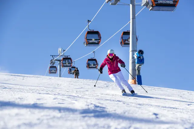 Die Skigebiete sind für die Ferien gerüstet.  | Foto: Ikarus