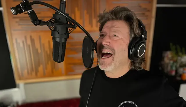 Peter Karpf entdeckte bereits mit zehn Jahren die Begeisterung für die Musik für sich. Mit 15 Jahren fing er bereits an, erste Songs zu schreiben. | Foto: Wolfgang Platzer