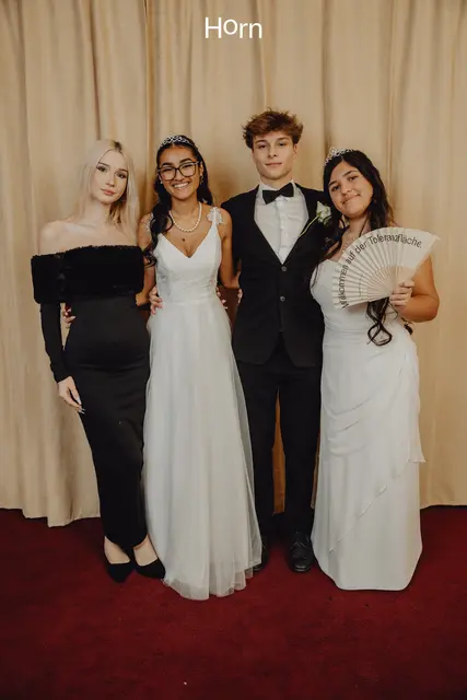 Am 5. Dezember fand der dritte von insgesamt fünf Debütbällen der Tanzschule Horn im Palais Linz statt. | Foto: Tanzschule Horn