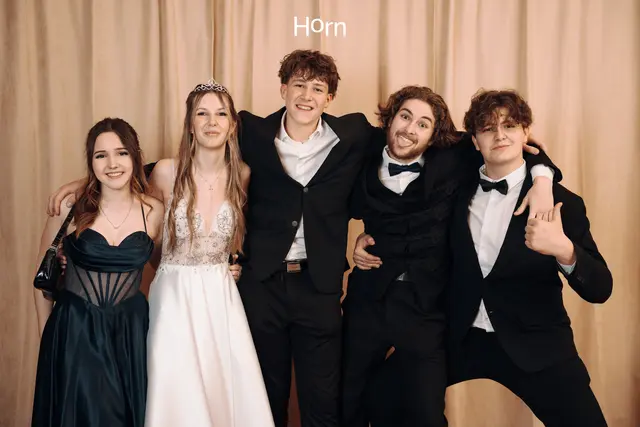 Am 6. Dezember fand der vierte Debütball der Tanzschule Horn im Palais Linz statt. | Foto: Tanzschule Horn