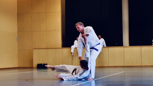 Selbstverteidigungstechnik | Foto: Helmut Stonig