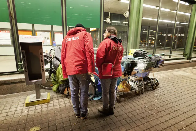Wollen die Menschen ein Notquartier nicht in Anspruch nehmen, so bekommen sie zumindest Hilfe in Form eines Schlafsacks, einer warmen Mahlzeit und Co. | Foto: Reiner Riedler