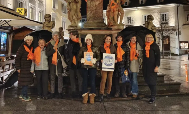 Am 12. und 13. Dezember ist der Club wieder mit einem Stand am Adventmarkt am Trattl vertreten.  | Foto: Soroptimist International 