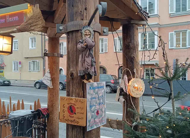Am 13.12. ab 16 Uhr steht die Unterstützung von "Make-a-Wish" im Fokus beim Kastanienstand der Innsbrucker Hexen am Christkindlmarkt St. Nikolaus. | Foto: Innsbrucker Hexen