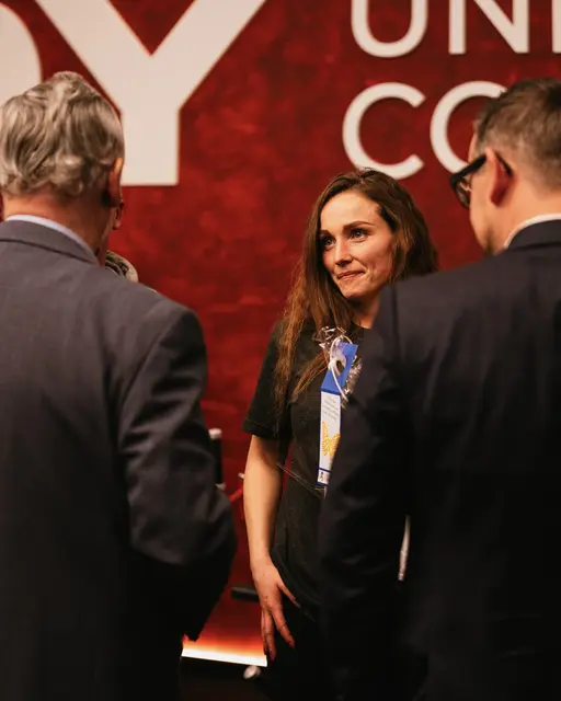 Zahlreiche Gratulanten stellten sich bei der Eröffnungsfeier ein. | Foto: Gym Frey