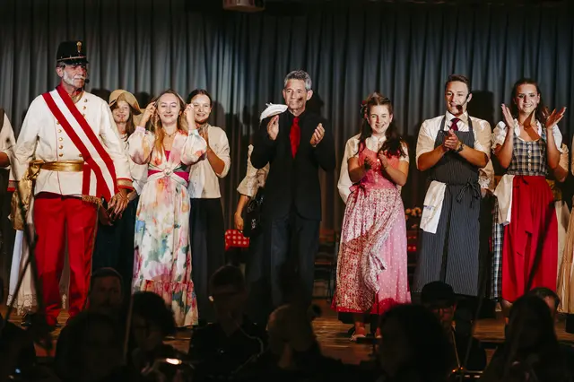 Die Aufführungen der Operette "Im weißen Rössl am Wolfgangsee" waren das größte Projekt in der 30-jährigen Geschichte der LMS Wipptal. | Foto: Veranstalter