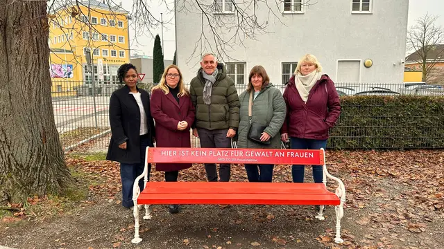 V. l.: Ahlam Dorfer, Stadträtin Bianca Scharnböck, Bürgermeister Günter Streicher, Anita Klaffenböck und Brigitte Rienesl. | Foto: SPÖ