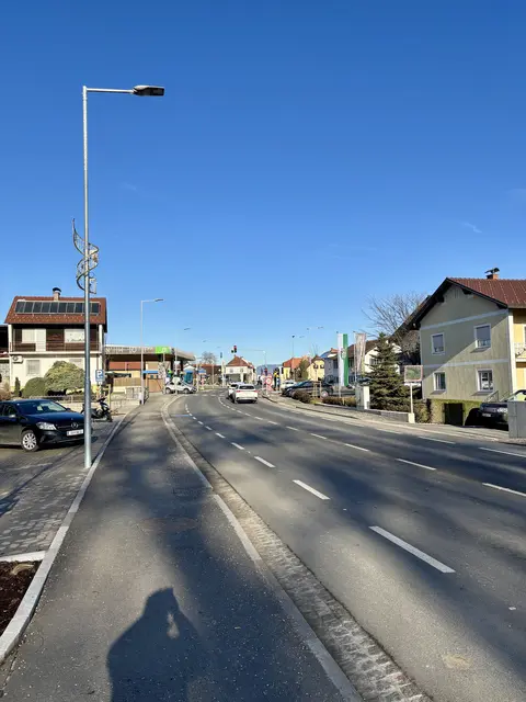 Die L 303 in Premstätten wurde generalsaniert. Zudem wurde die Infrastruktur modernisiert sowie Geh- und Radwege erneuert. | Foto: MeinBezirk/Alois Lipp