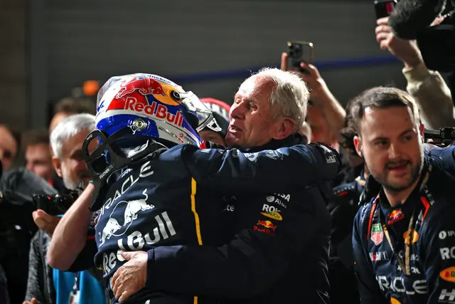 Gewohntes Bild: Helmut Marko feiert mit Max Verstappen. | Foto: GEPA pictures