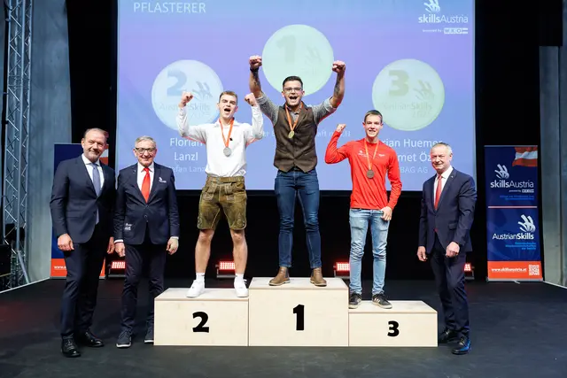 Bei den Pflasterern siegte Stefan Gosnak vor Florian Lanzl. | Foto: SkillsAustria/Wieser/Slovencik