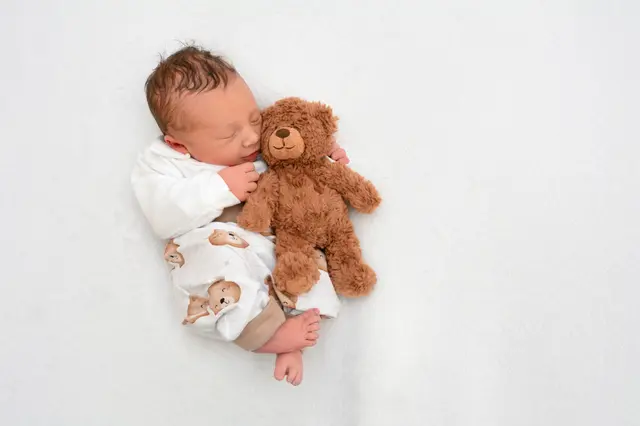 Name: Alexander Leopold
Geburtsdatum: 04.12.2025
Gewicht: 2.935 g
Größe: 49 cm
Eltern: Sarah und Martin Rinofner aus Kammern im Liesingtal | Foto: Babysmile