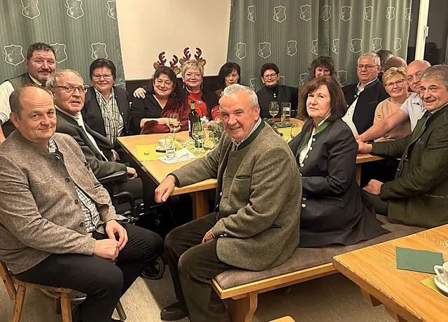 Johann Nemetschek, Josef Kohzina, Franz Macher, Gabi Ullmann, Bernadette Huber, Lisi Nekam, Helga Macher, Stefan und Herta Novak, Christine Kohzina, Veronika und Herbert Wunsch, Maria und Josef Kiesling, Christian Oberenzer. | Foto: Schützenverein-Mistelbach 