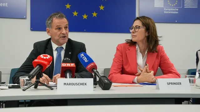 Der BK-Vizedirektor Marouschek erzählte von einem Betrugsversuch, den er selbst erlebt hat. | Foto: Andreas Pölzl/MeinBezirk