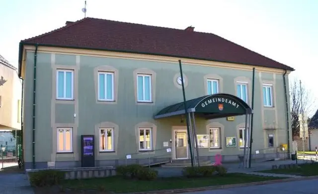 Nachdem am 2. Dezember die Gemeinderäte der ÖVP und Bürgerliste den Saal verlassen hatten, wurde am 10. Dezember eine erneute Sitzung abgehalten. | Foto: Gemeinde