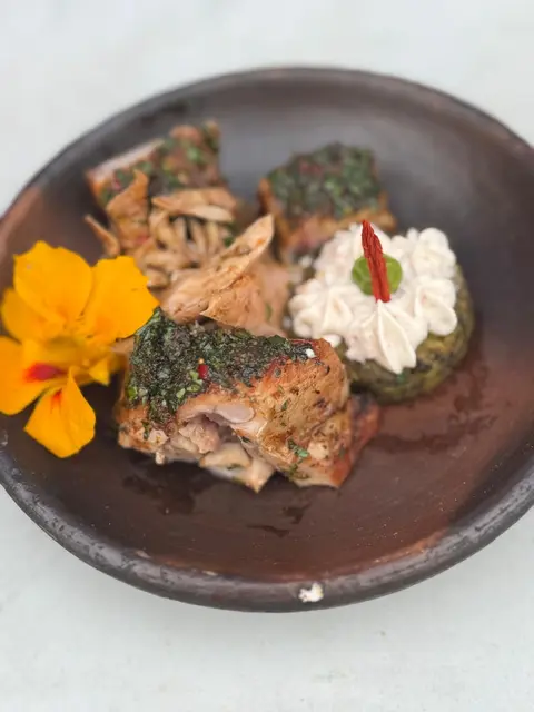 Am zweiten Tag gab es Kaninchen als chilenisches Nationalgericht.  | Foto: BBQ Hoamat