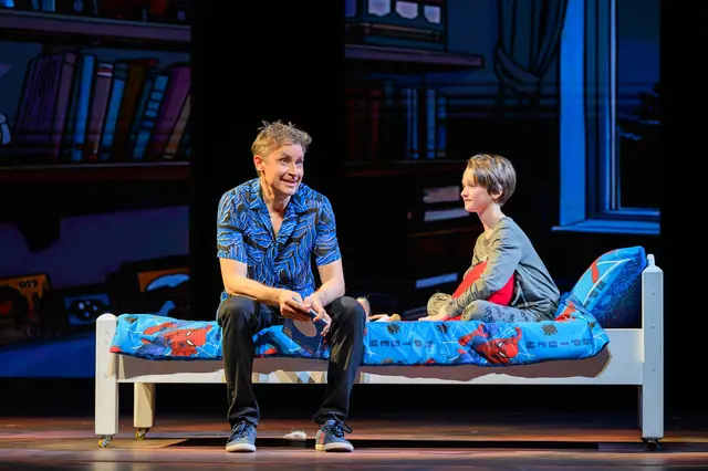 Das Musical "Priscilla - Queen of the Desert" feierte seine Premiere am Salzburger Landestheater. Ein schillerndes Stück mit einer berührenden Geschichte. 
 | Foto: SLT/Tobias Witzgall