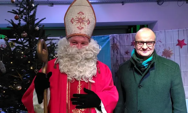 Der Nikolaus schneite in Wolfsgraben vorbei  | Foto: Gemeinde Wolfsgraben