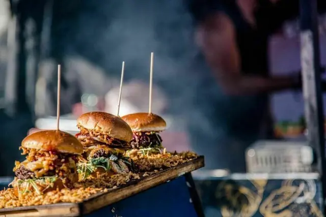 Street Food gibt es am Voitsberger Wiednerparkplatz vom 19. bis 23. Dezember. | Foto: Street Food Market Austria