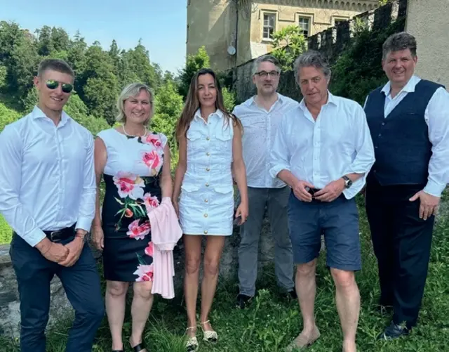 Hollywood zu Gast: Anna und Hugh Grant zu Besuch in Eberstein | Foto: Privat