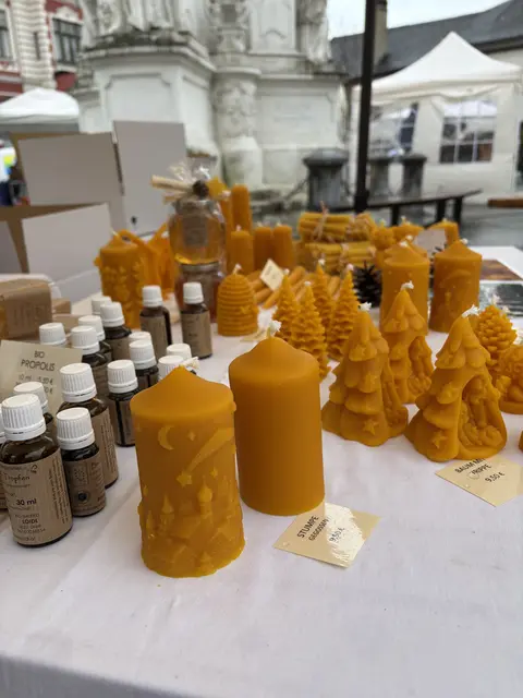Auch andere Produkte aus Honig gibt es bei Loidls. | Foto: sg