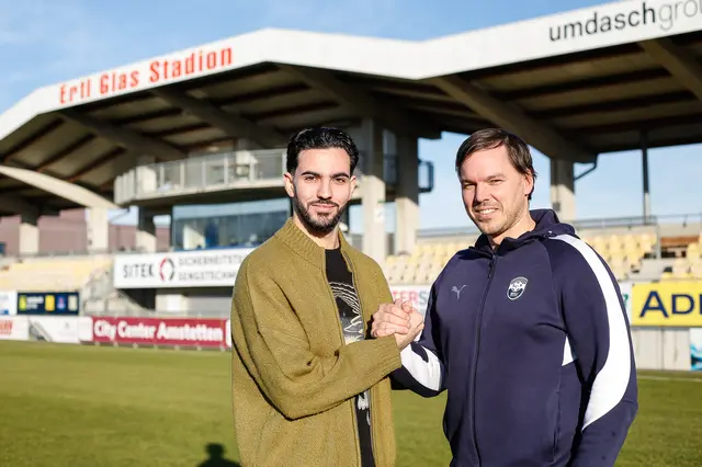 Tiago Estêvão mit Sportdirektor Thomas Gebauer  | Foto: Sabrina Waldbauer