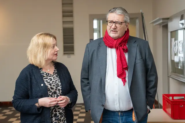 Antia Bauer (Geschäftsführerin des Fonds Soziales Wien) und Sozialstadtrat Peter Hacker (SPÖ). | Foto: Valentina Marinelic/MeinBezirk