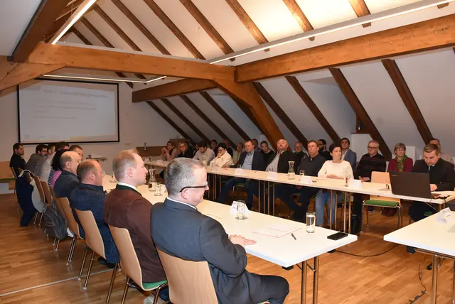 Bürgermeisterwahl in Windhaag bei Perg.  Martin Luger ist neuer Bürgermeister. Er löst Bettina Schönbeck ab.  | Foto: Zinterhof