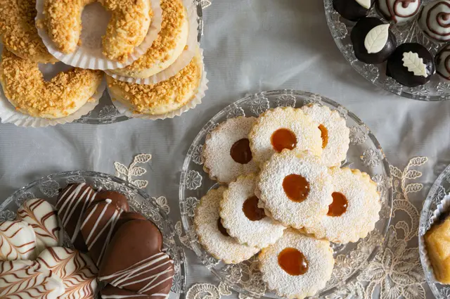 Weihnachtskekse: Es gibt sie in allen möglichen Formen, Farben und Geschmacksrichtungen.  | Foto: Symbolfoto: Unsplash