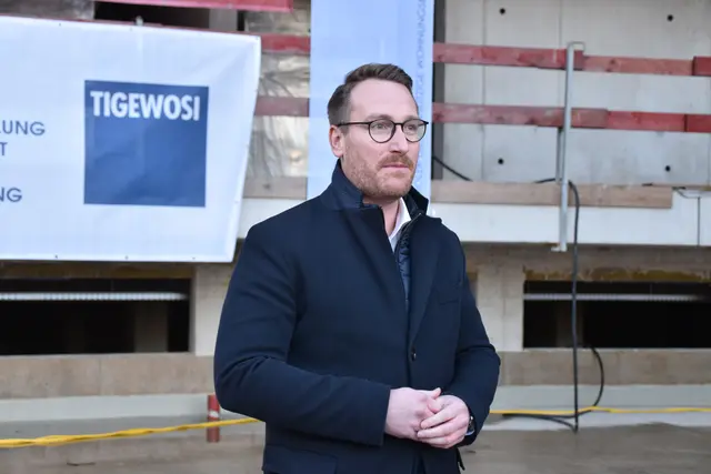 Auch LH-Stv. Philip Wohlgemuth kam zur Firstfeier nach Kufstein.  | Foto: Barbara Fluckinger