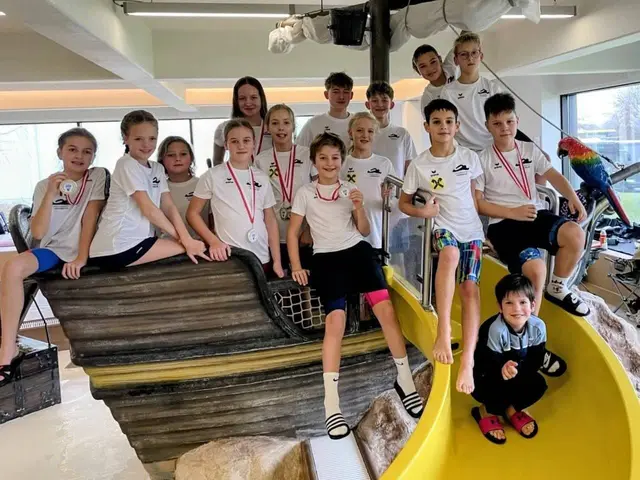 Das erfolgreiche SVV-Team in Braunau | Foto: Schwimmverein Vöcklabruck