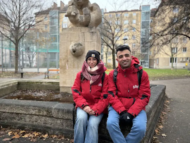 Wie sieht ein Arbeitstag bei Sam aus? MeinBezirk hat die zwei Sozialarbeiter Chiara Castro und Yousif Al-Tamimi begleitet. | Foto: Daniel Zindanci/Sam