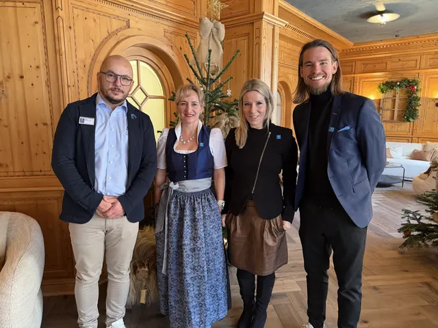 Dean Vidovic (Resort Manager), Bettina Mayerhofer (Director of Operations), Nadja Jersabek (PR Manager) und Thomas Payr (MBA – Geschäftsführer) | Foto: MeinBezirk