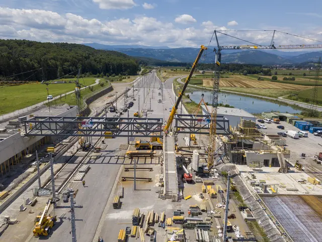 Vor acht Jahren begannen die Bauarbeiten beim Bahnhof Weststeiermark in Groß St. Florian.  | Foto: ÖBB