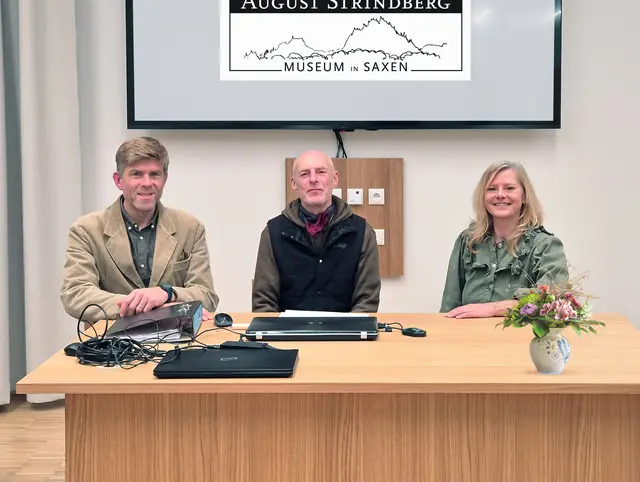 Neuer Vorstand von links nach rechts: Carl Philip Clam-Martinic, Ronny Schindel, Claudia Zeißig. | Foto: Kulturverein Strindbergmuseum