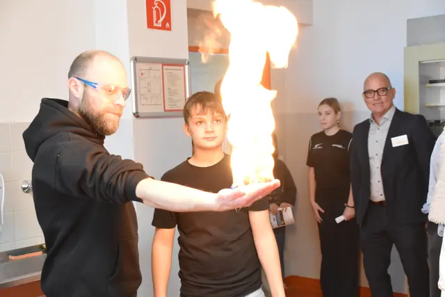Feurig ging es beim Tag der offenen Tür in der EMS Oberwart zu. | Foto: MeinBezirk/Michael Strini