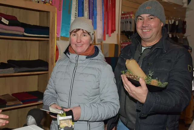 Kulinarische Köstlichkeiten und regionale Aussteller erfreuten die zahlreichen Besucher beim vierten Weihnachtszauber der Oberstein Alpacas in Unter St. Thomas 5, St. Thomas am Blasenstein. | Foto: Zinterhof
