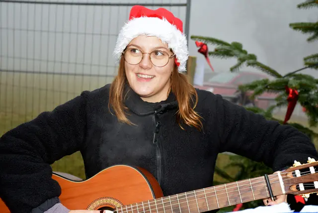 Kulinarische Köstlichkeiten und regionale Aussteller erfreuten die zahlreichen Besucher beim vierten Weihnachtszauber der Oberstein Alpacas in Unter St. Thomas 5, St. Thomas am Blasenstein. | Foto: Zinterhof