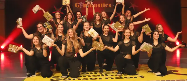 Die Hip Hop Formation Next Generation konnte die Geschenke schlussendlich wiederfinden.