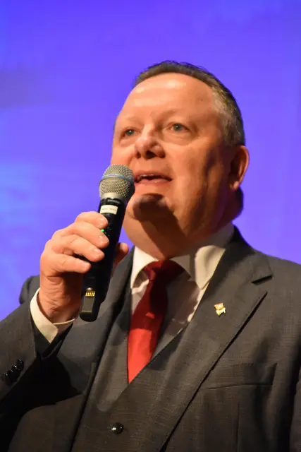 Der Vomper Bürgermeister Karl-Josef Schubert, Präsident des Tiroler Gemeindeverbandes, lobte die Seefelder und ihre Bürgermeisterin.