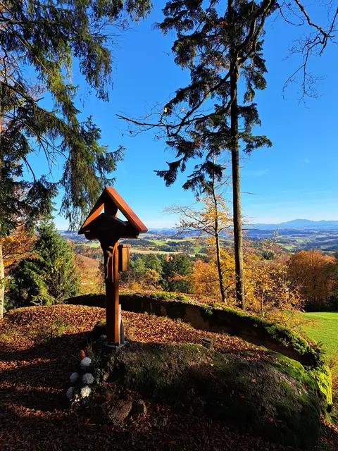 Ende Oktober: Herbststimmung am Hofberg in Münzbach. | Foto: Theresia Schön