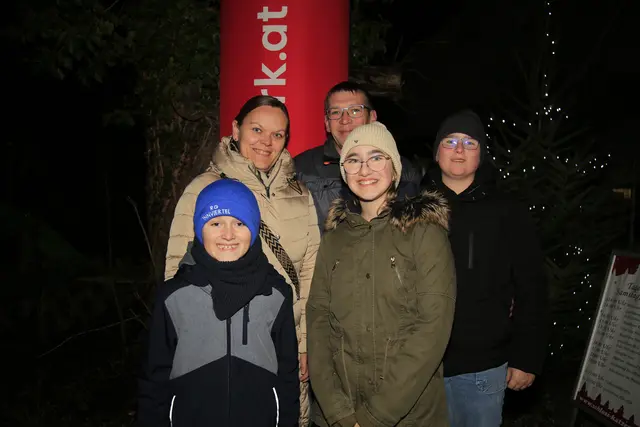 Basti, Katrin, Michael, Laura, und Jakob machten sich ein Adventlichen Abend | Foto: Foto Thomas Fischer